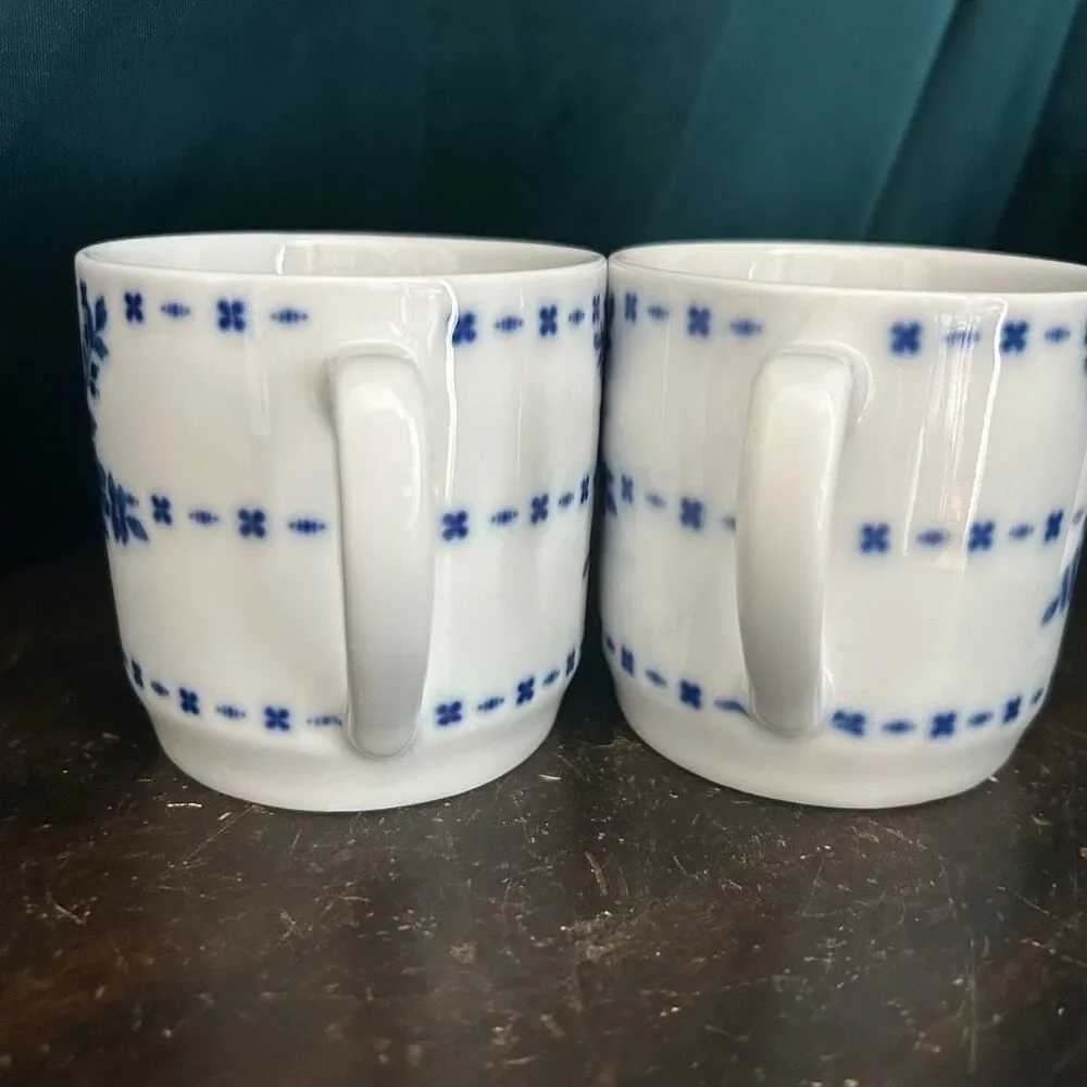 Flow Blue by Williams Sonoma 2 Ceramic Coffee Cups